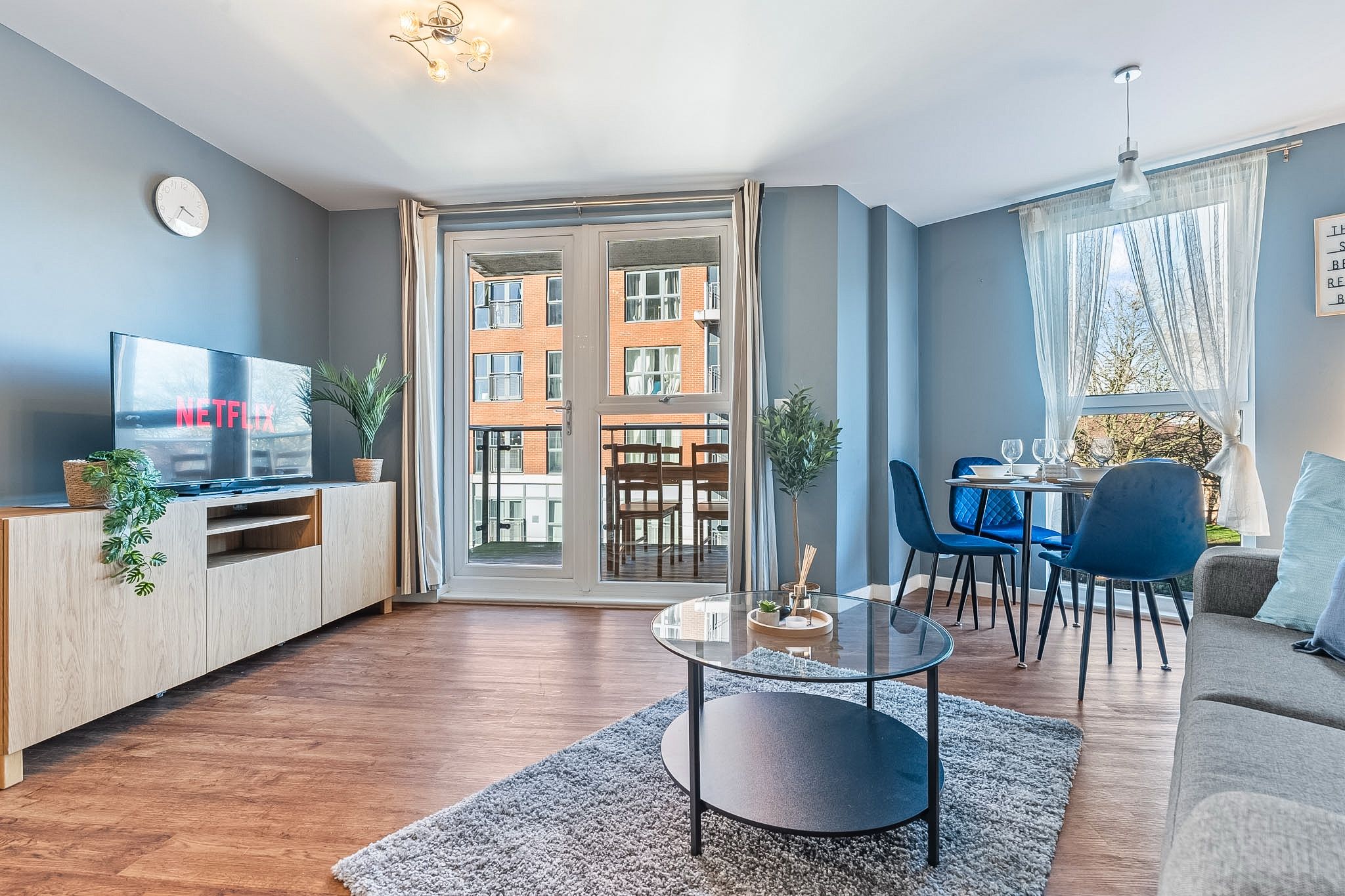 Modern Serviced Apartment Birmingham | Ideal for Work Stays