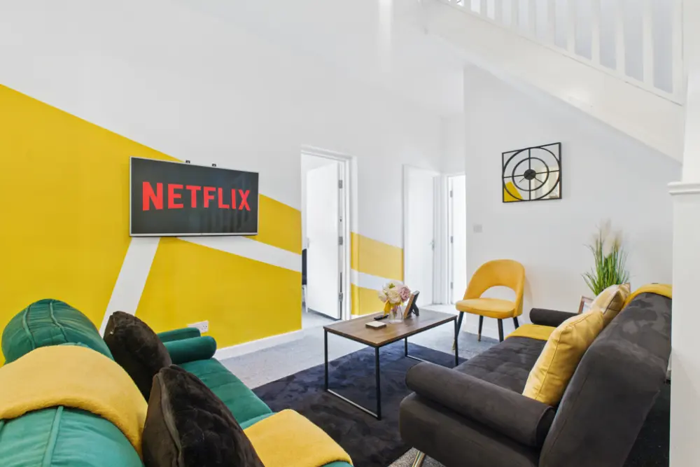 West House | 4-bed House sleeps 6.