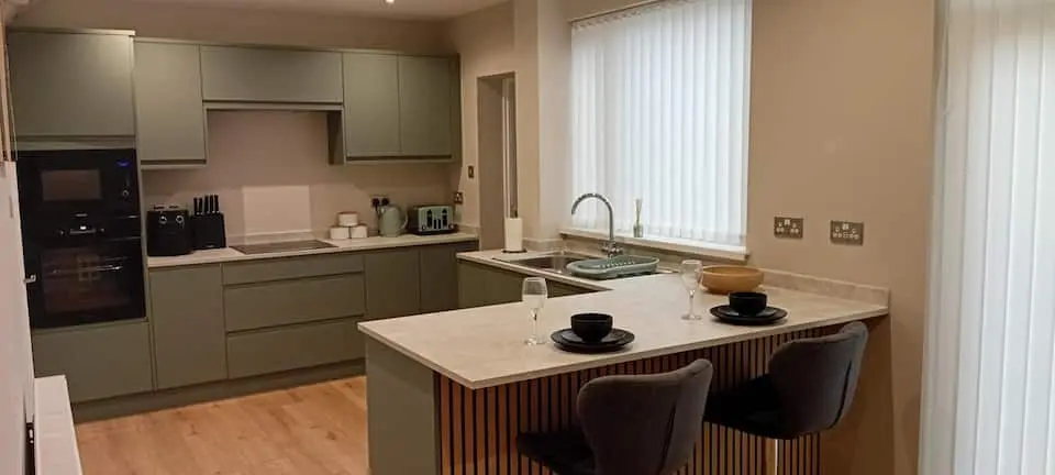 Martindale close