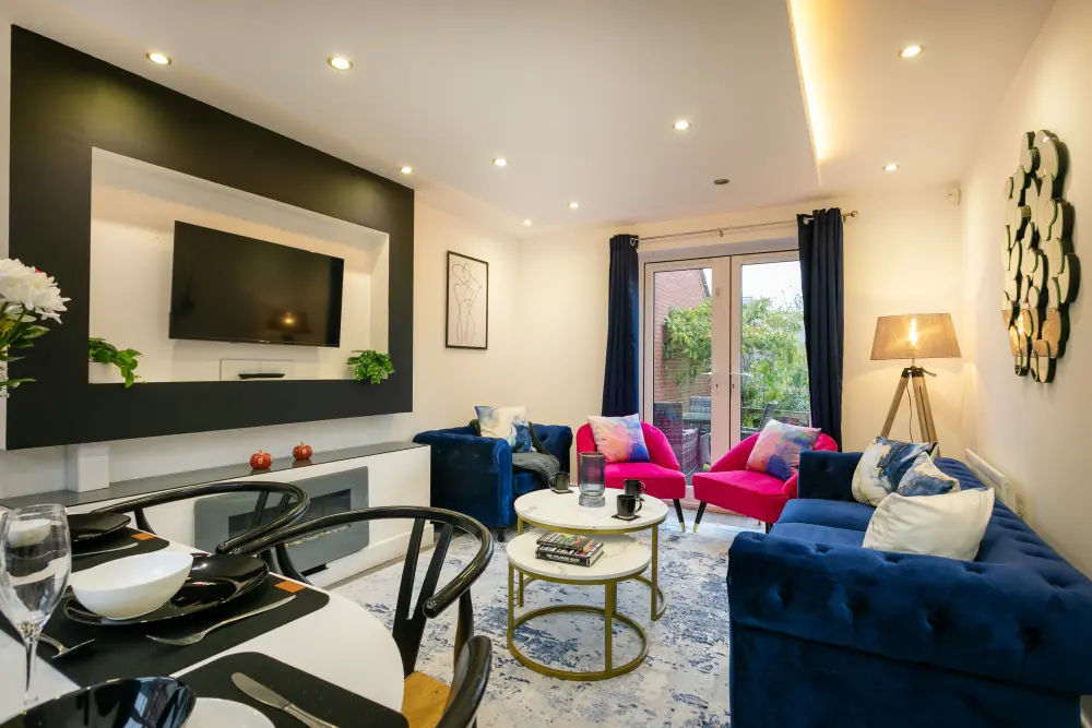 Contractor Friendly 4 Bed House with WiFi | Netflix 